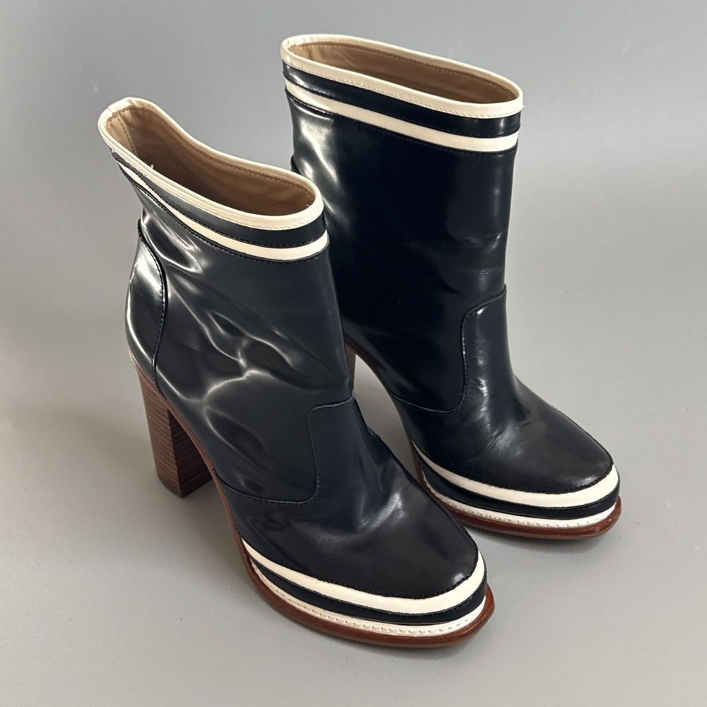 DVF Diane von Furstenberg Rubber Ankle Booties Block Heel Black Size 6.5 M Boots